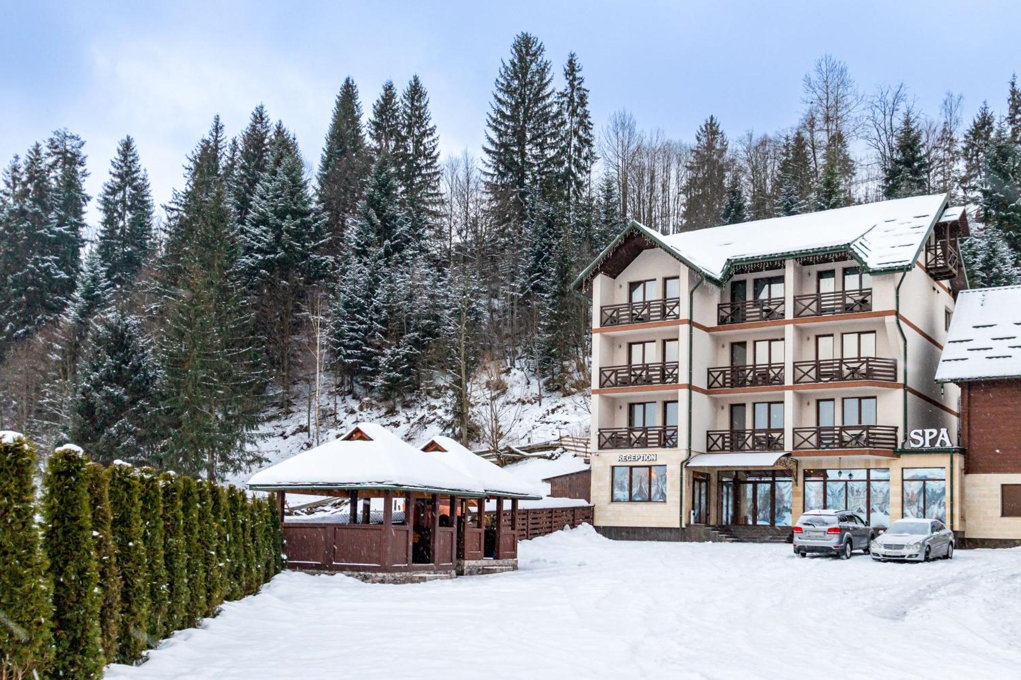 Hotel La Кrechunu Bukoveľ Exteriér fotografie