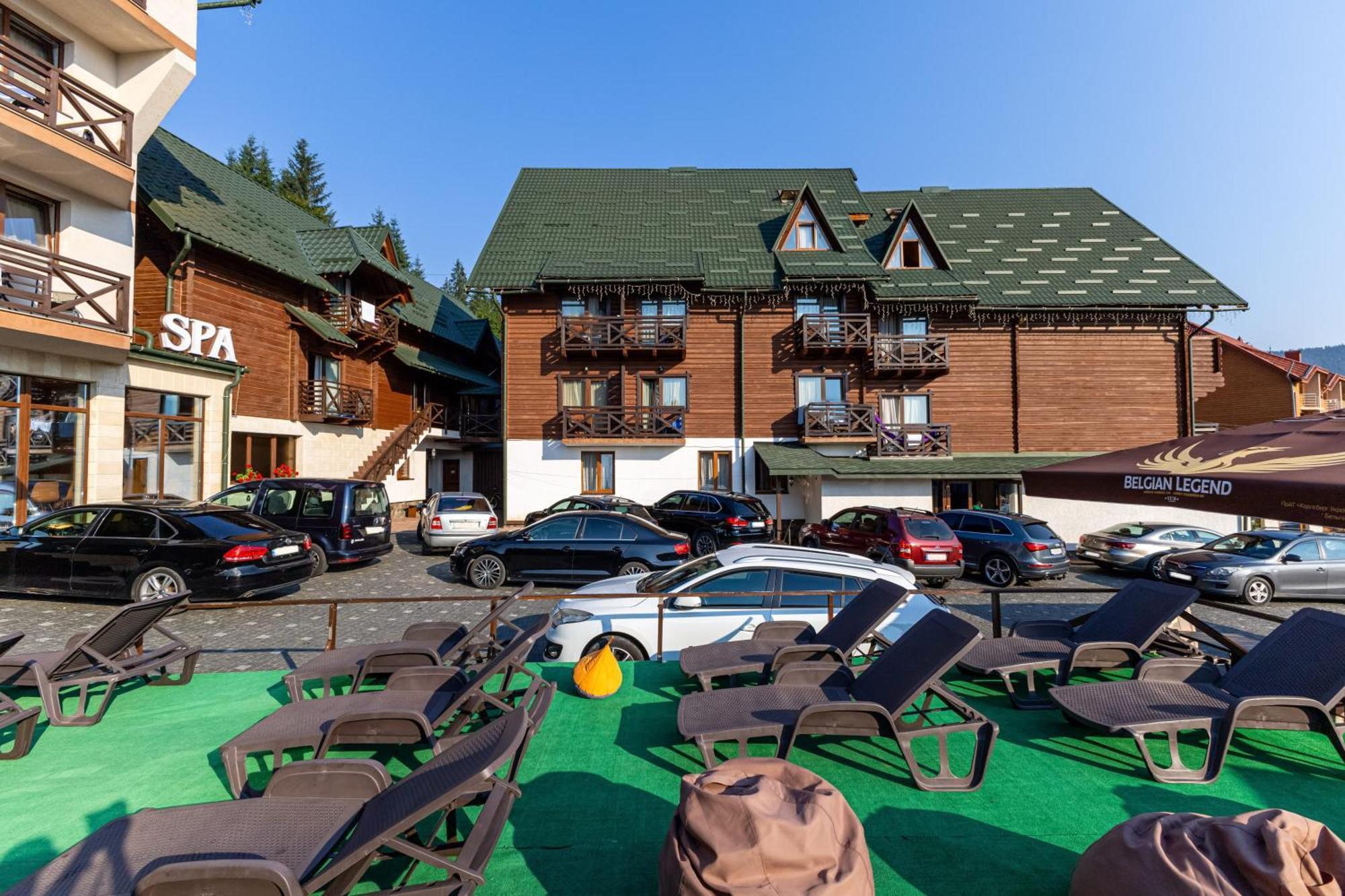 Hotel La Кrechunu Bukoveľ Exteriér fotografie